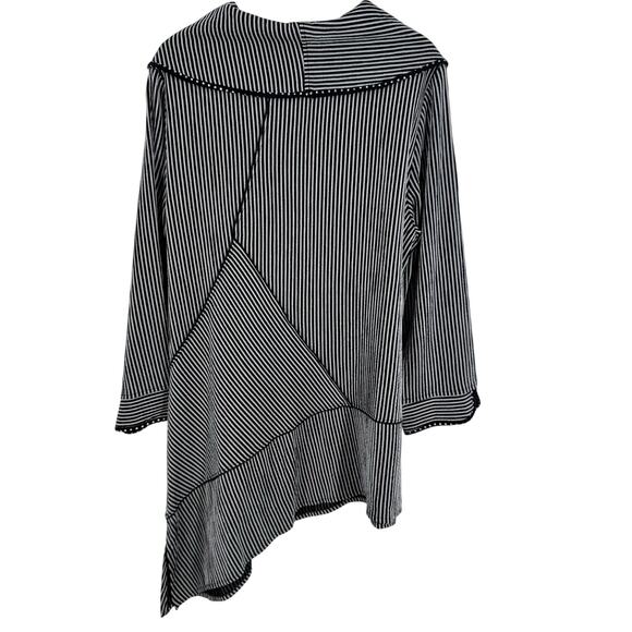 Moonlight by Y & S Plus Size XXL 2X Black White Wearable Art Blouse Shirt Top - Picture 6 of 6